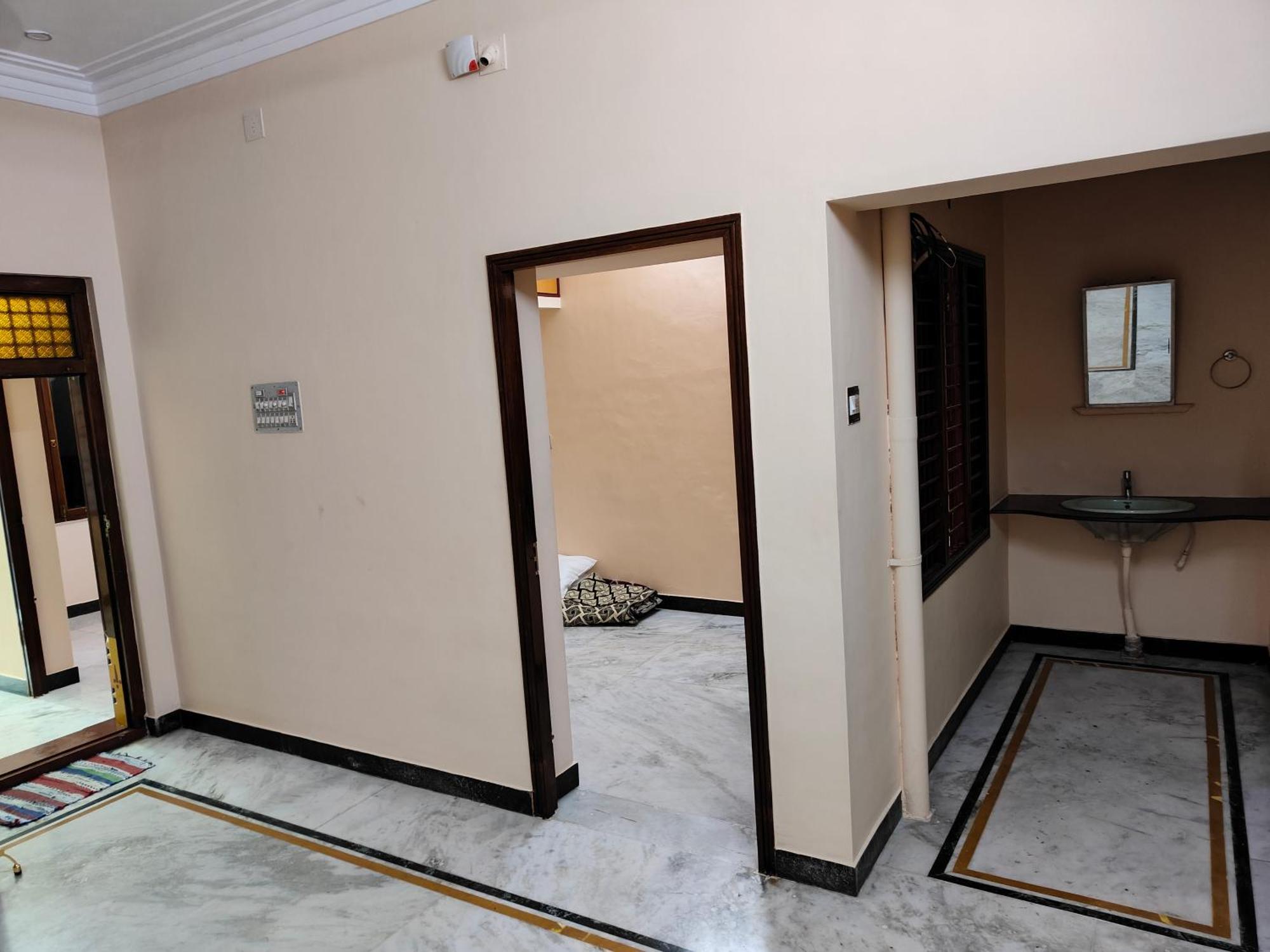 Guru Krupa Home Stay Tiruvannāmalai Exteriér fotografie