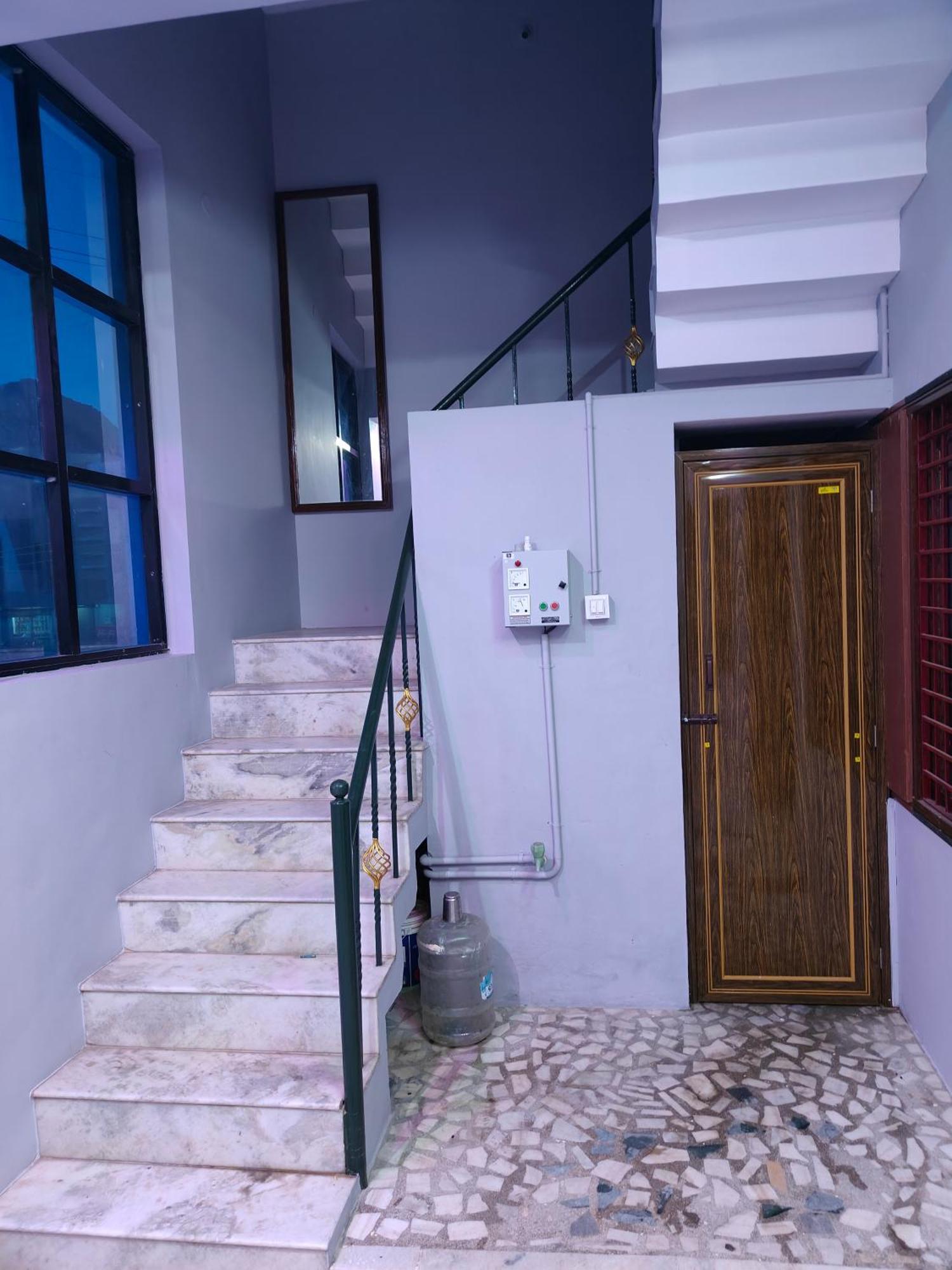 Guru Krupa Home Stay Tiruvannāmalai Exteriér fotografie
