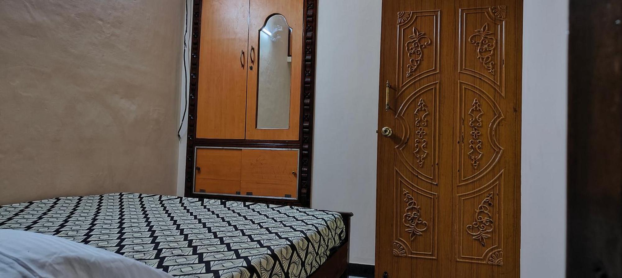 Guru Krupa Home Stay Tiruvannāmalai Exteriér fotografie